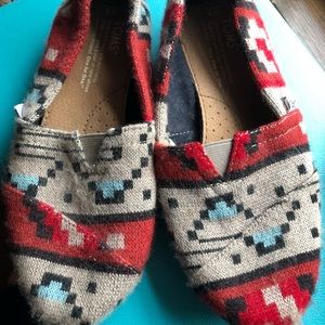 TOMS Women’s Size 5 Tribal Flats Knit